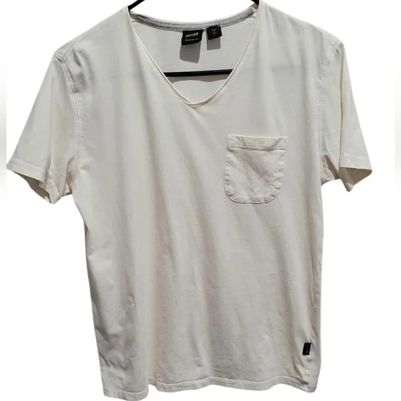 Hugo Boss Regular Fit V neck tee - Picture 1 of 5